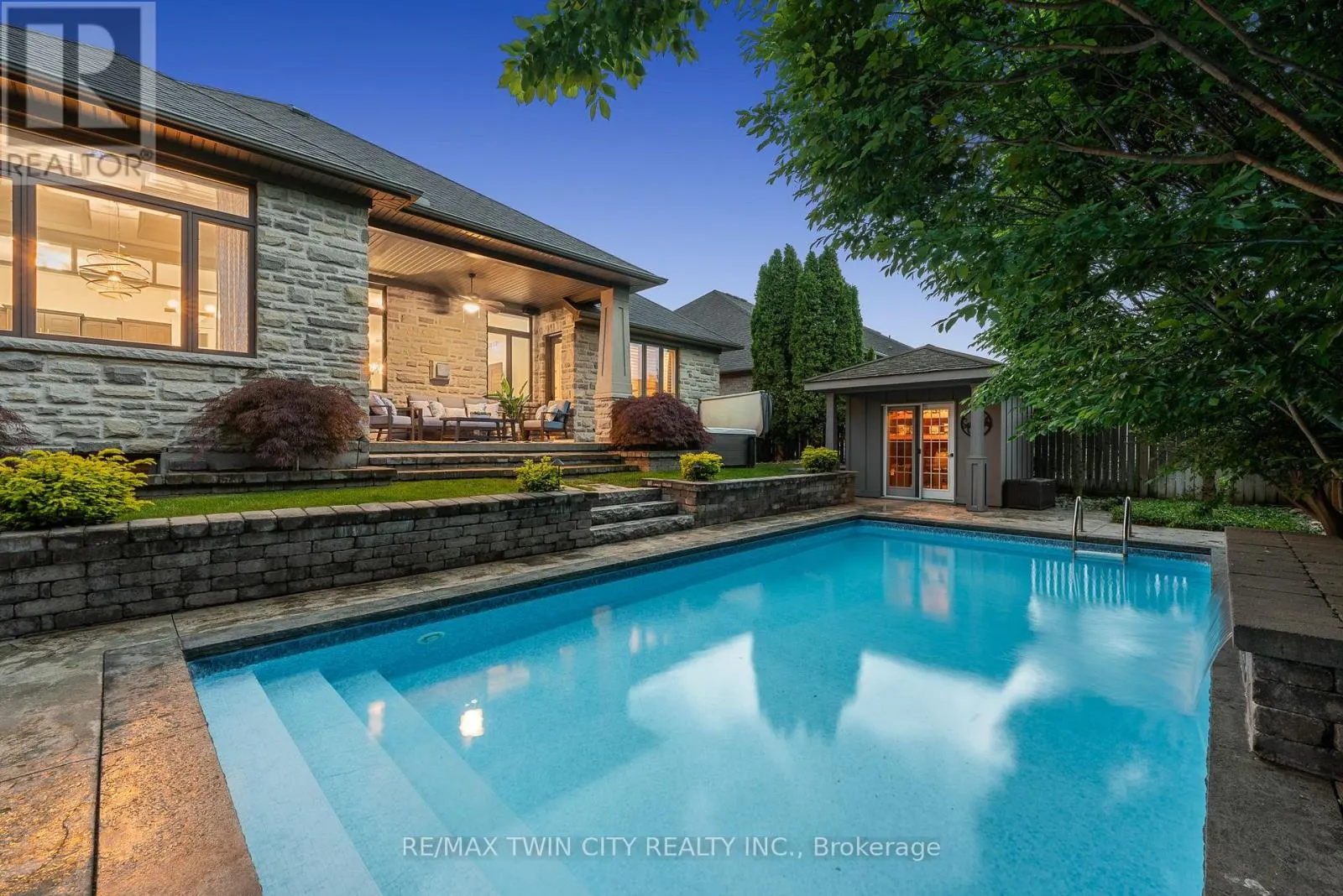 303 TERRACE WOOD CRESCENT