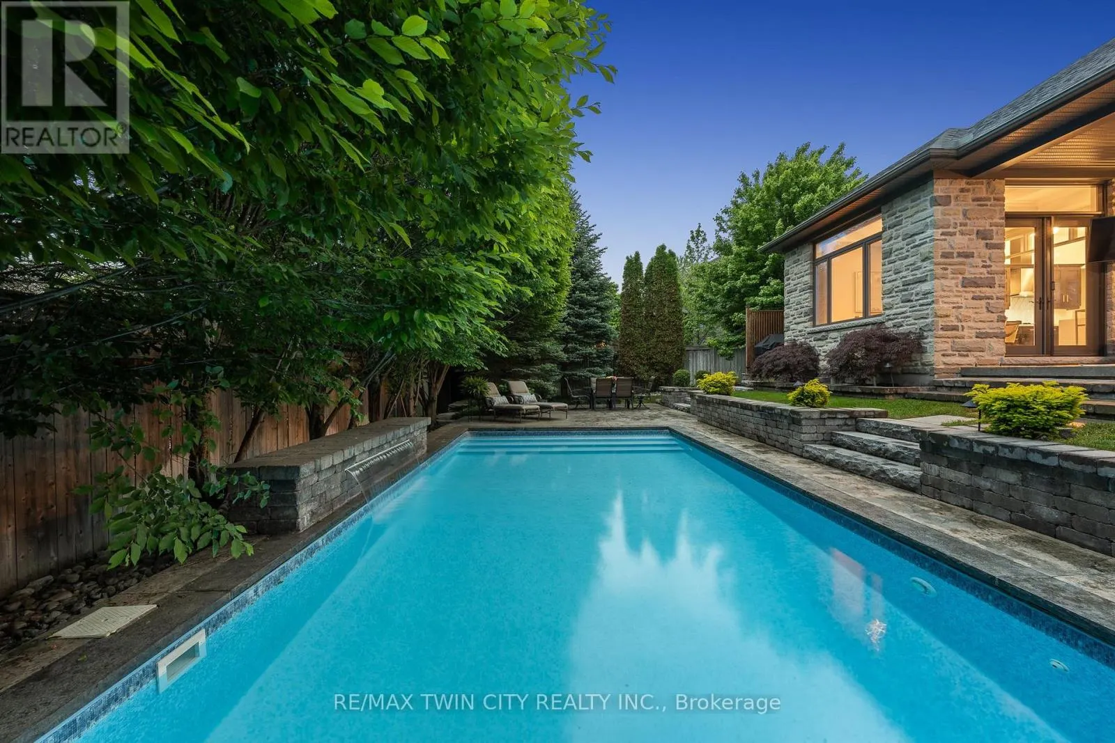 303 TERRACE WOOD CRESCENT