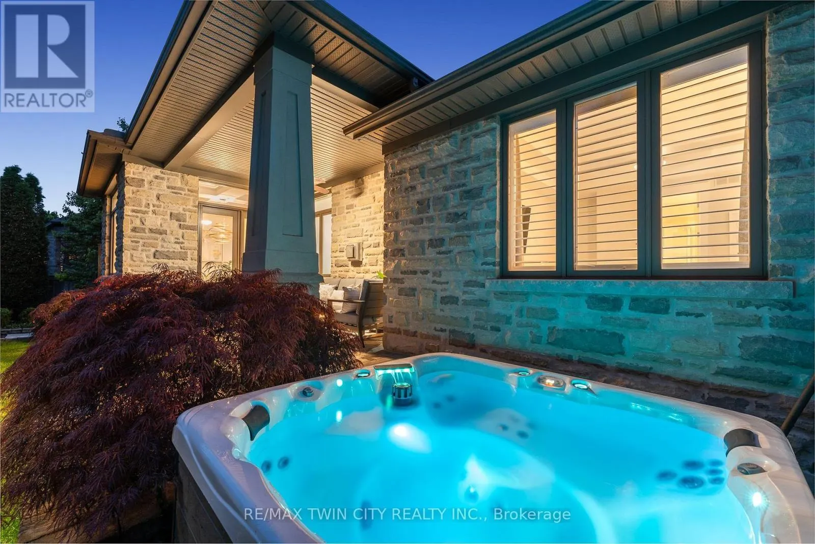 303 TERRACE WOOD CRESCENT