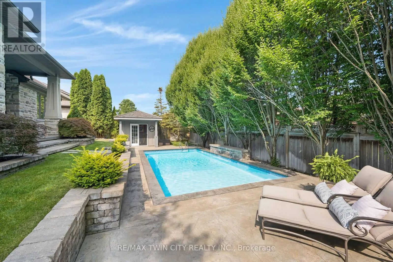 303 TERRACE WOOD CRESCENT