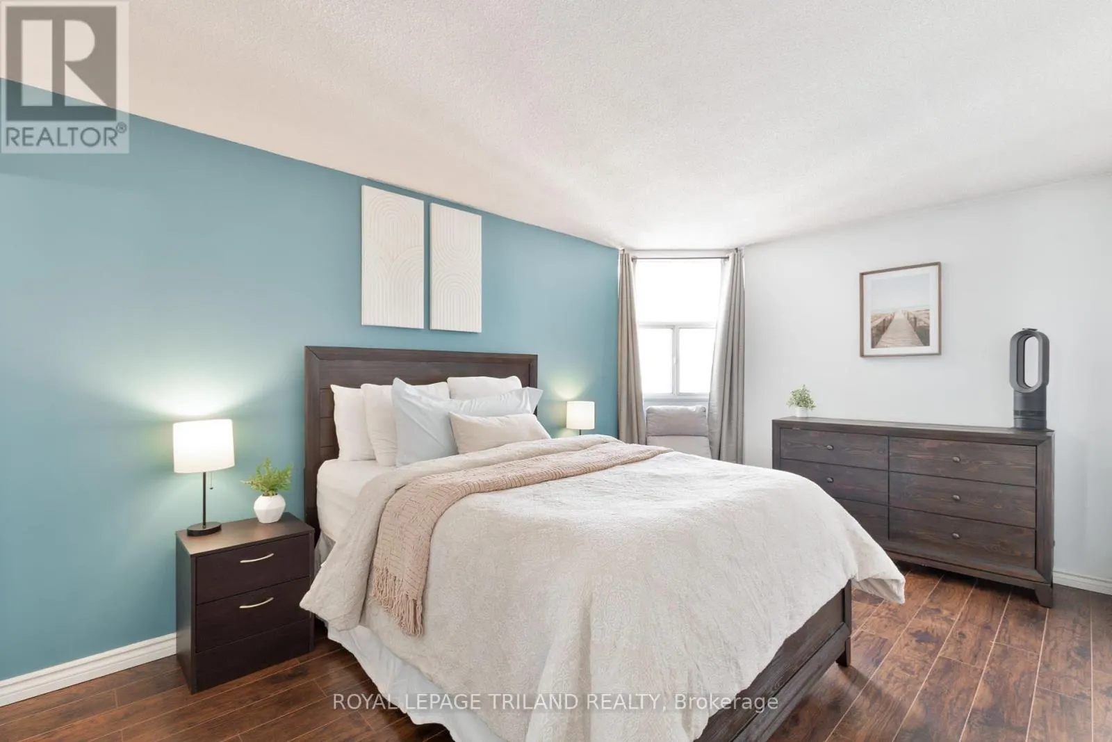 2703 - 323 COLBORNE STREET, #2703
