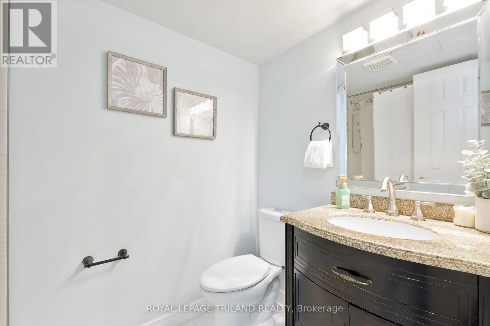 2703 - 323 COLBORNE STREET, #2703