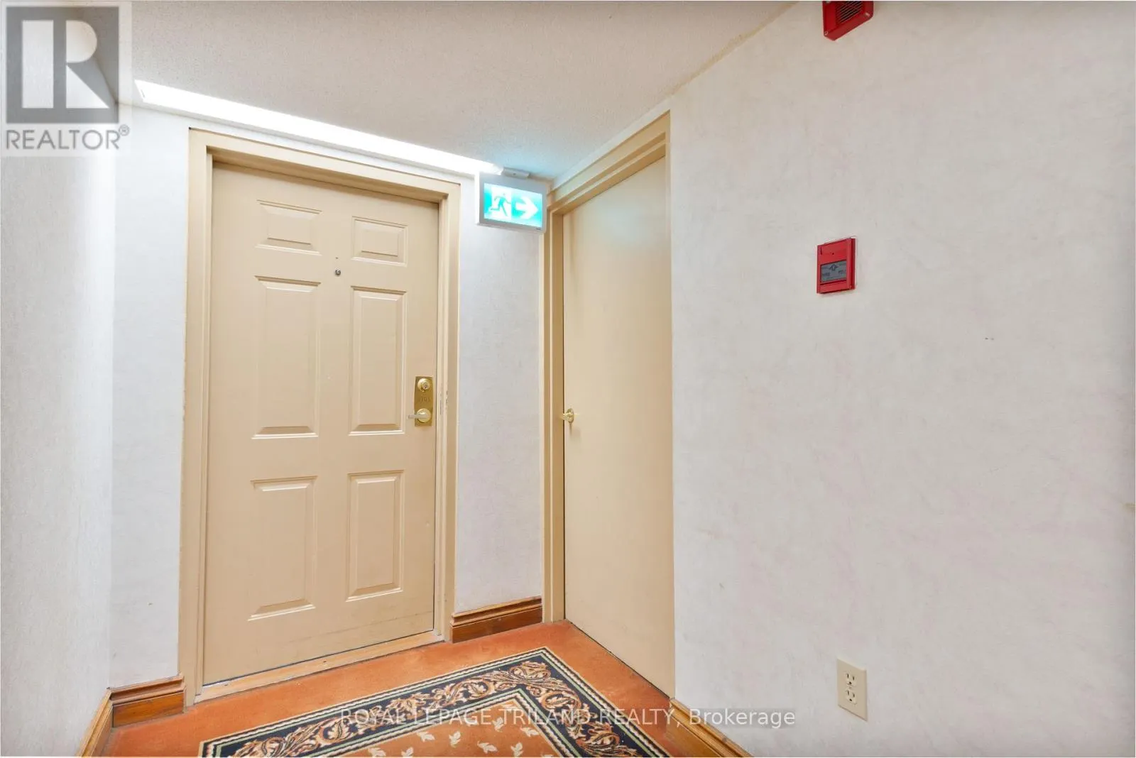 2703 - 323 COLBORNE STREET, #2703