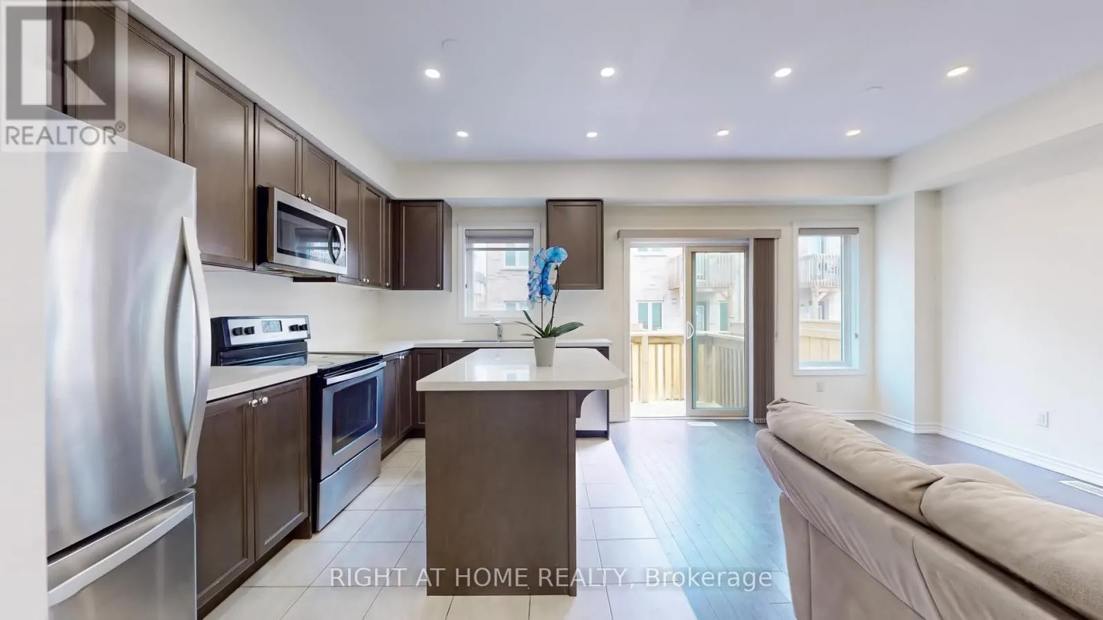 124 MOSAIC DRIVE