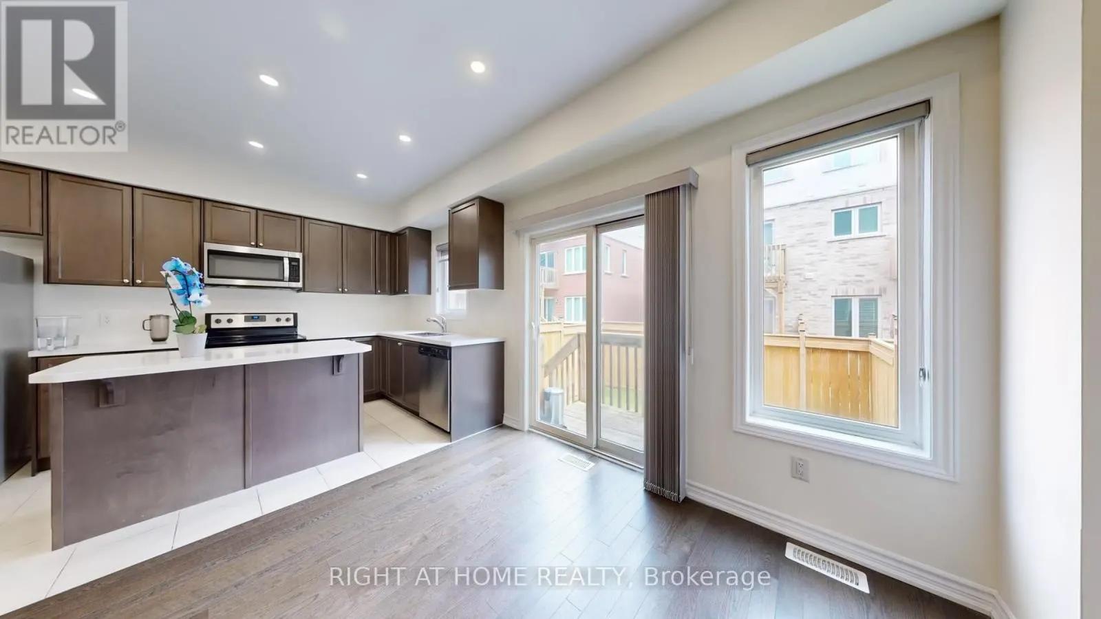124 MOSAIC DRIVE