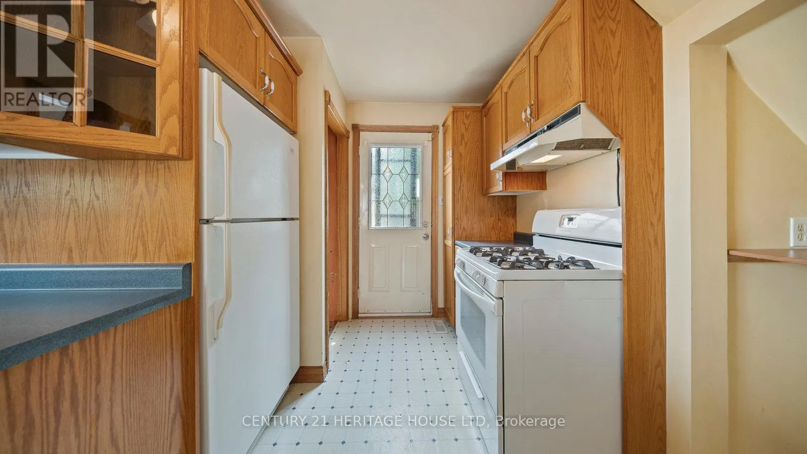 383 MARLBOROUGH STREET