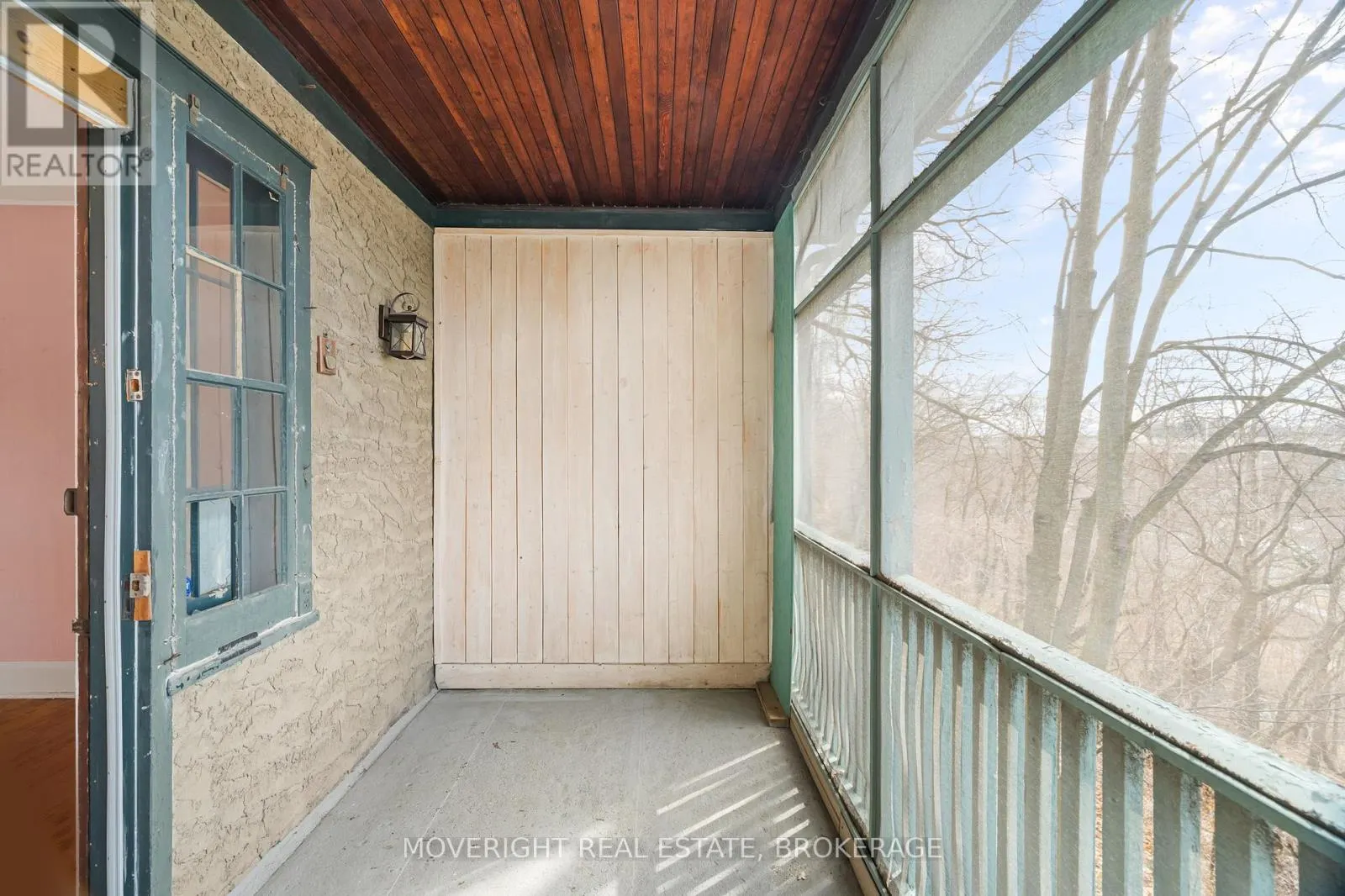 31 YATES STREET