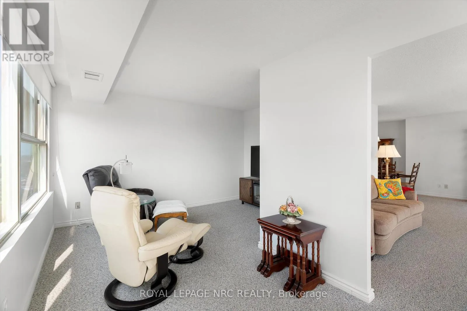 1109 - 7 GALE CRESCENT, #1109