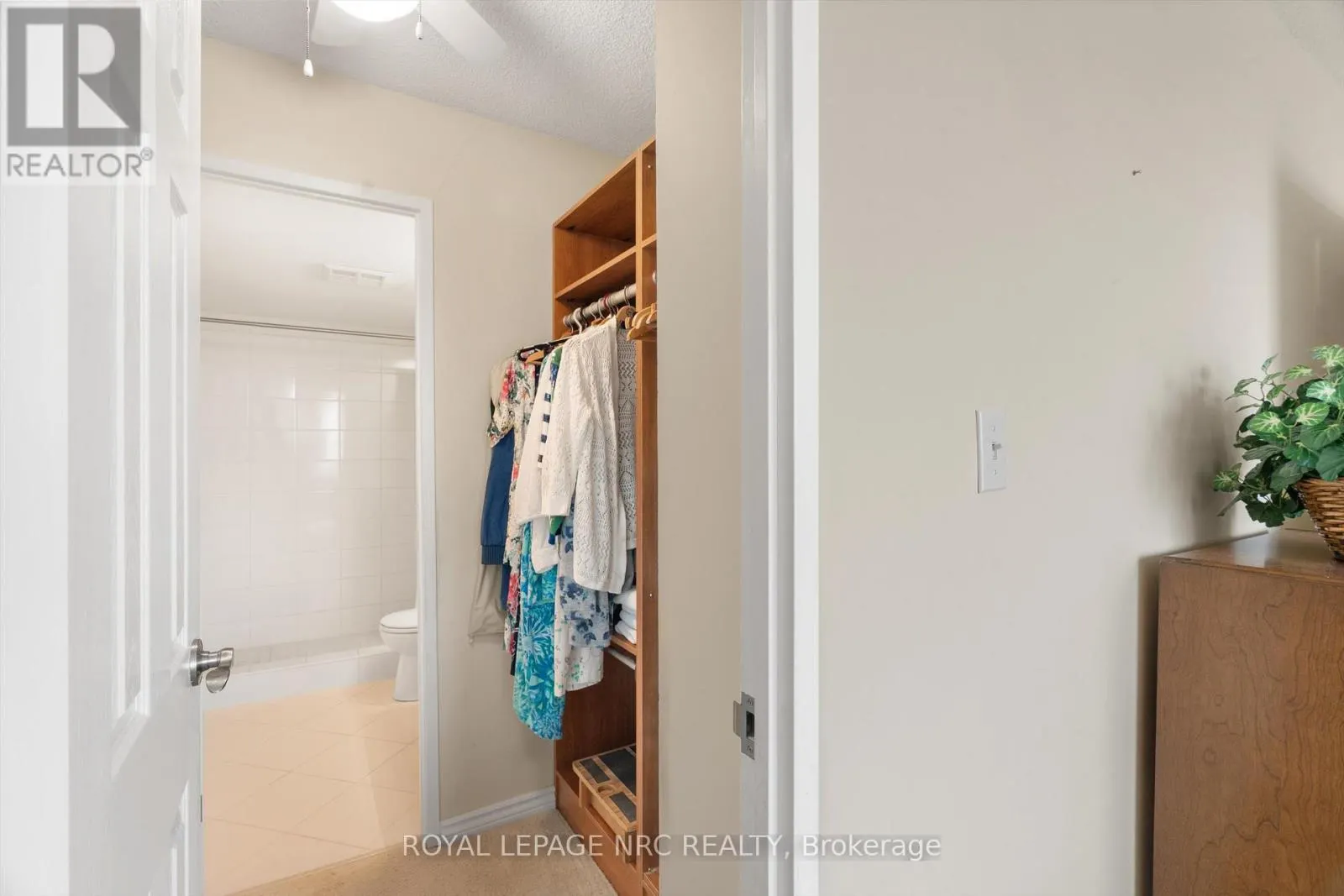 1109 - 7 GALE CRESCENT, #1109