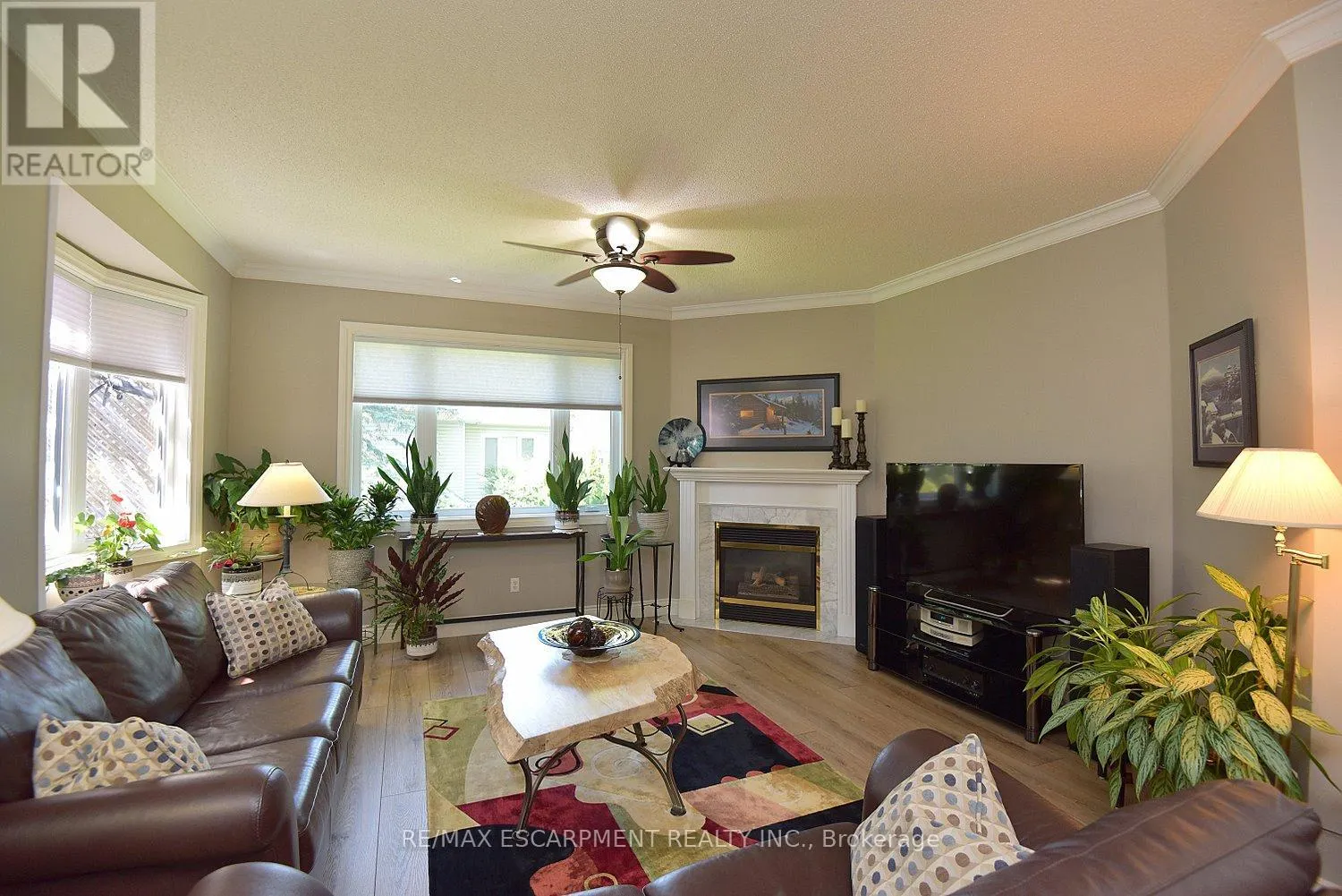 241 SILVERBIRCH BOULEVARD
