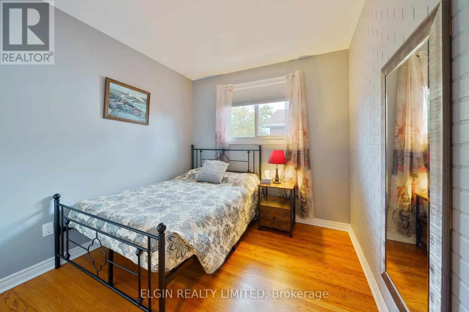 10 GUSTIN PLACE