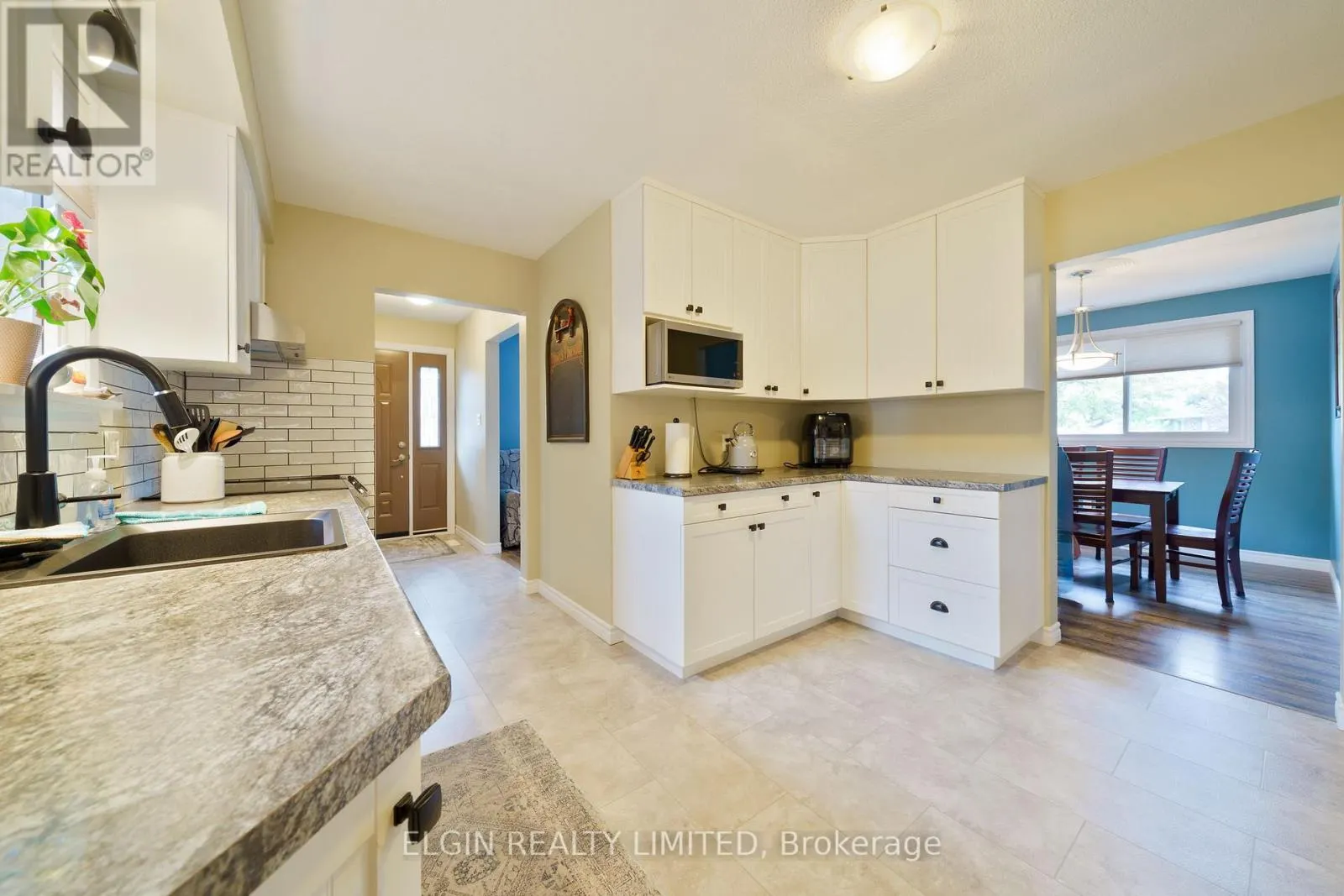 10 GUSTIN PLACE