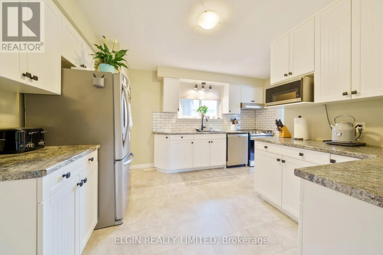 10 GUSTIN PLACE