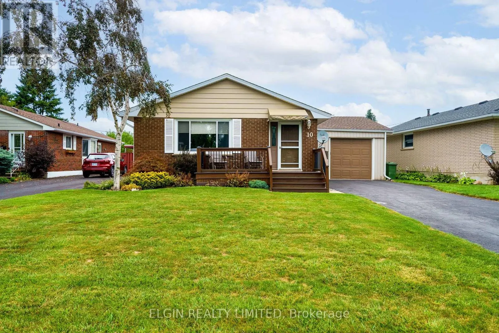 10 GUSTIN PLACE