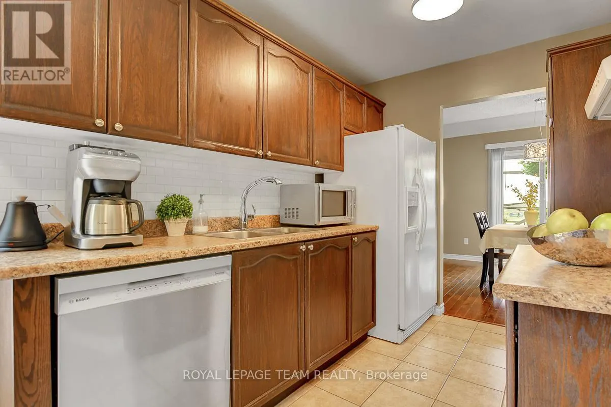 1471 BRIARFIELD CRESCENT