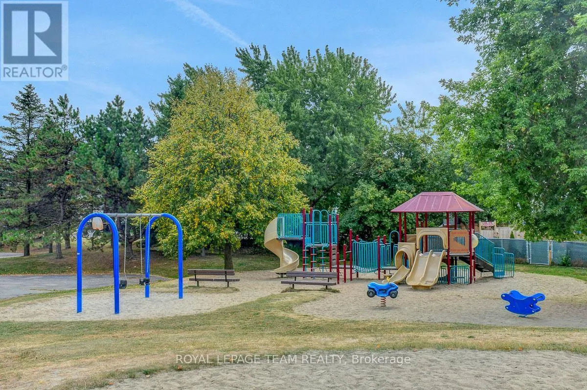 1471 BRIARFIELD CRESCENT