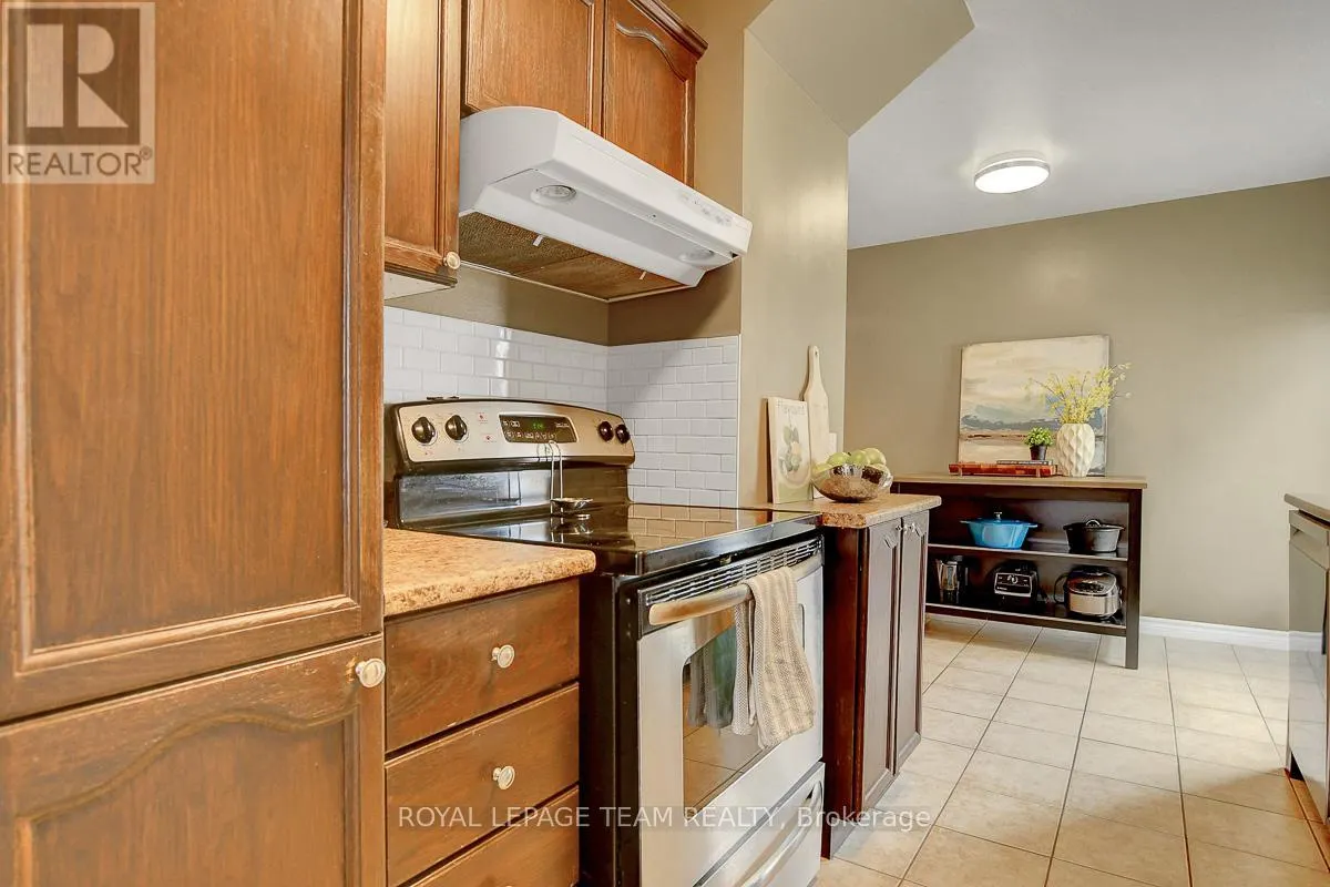 1471 BRIARFIELD CRESCENT
