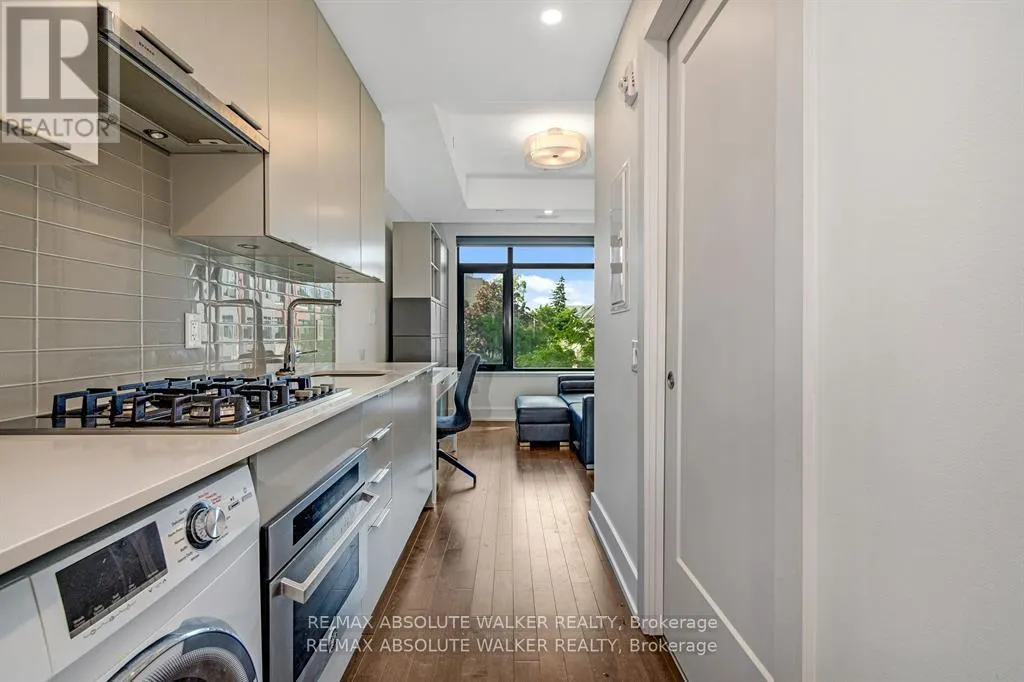 202 - 11 DES OBLATS AVENUE