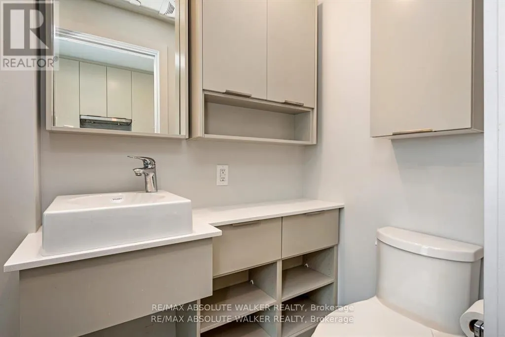 202 - 11 DES OBLATS AVENUE