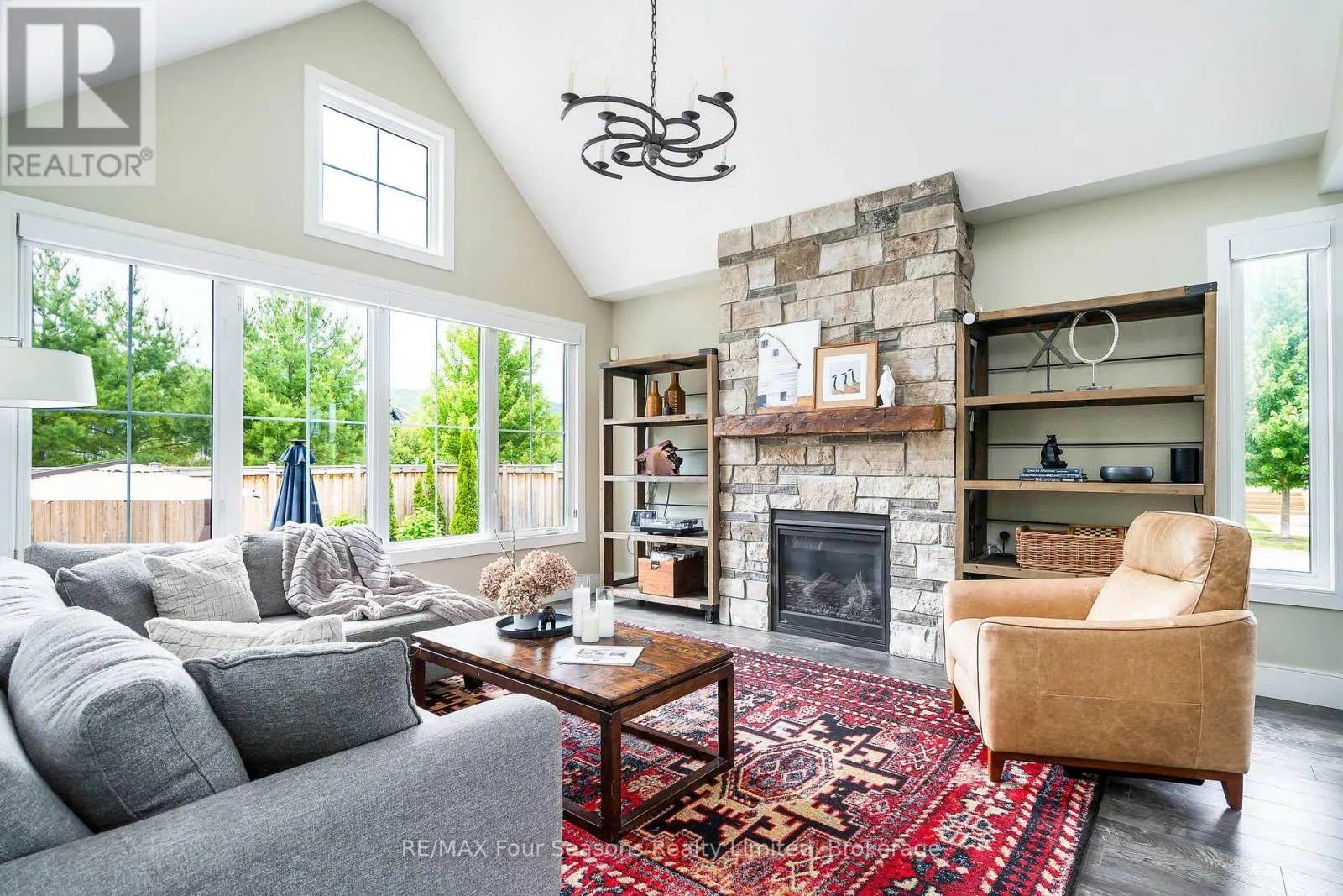 164 SNOW APPLE CRESCENT