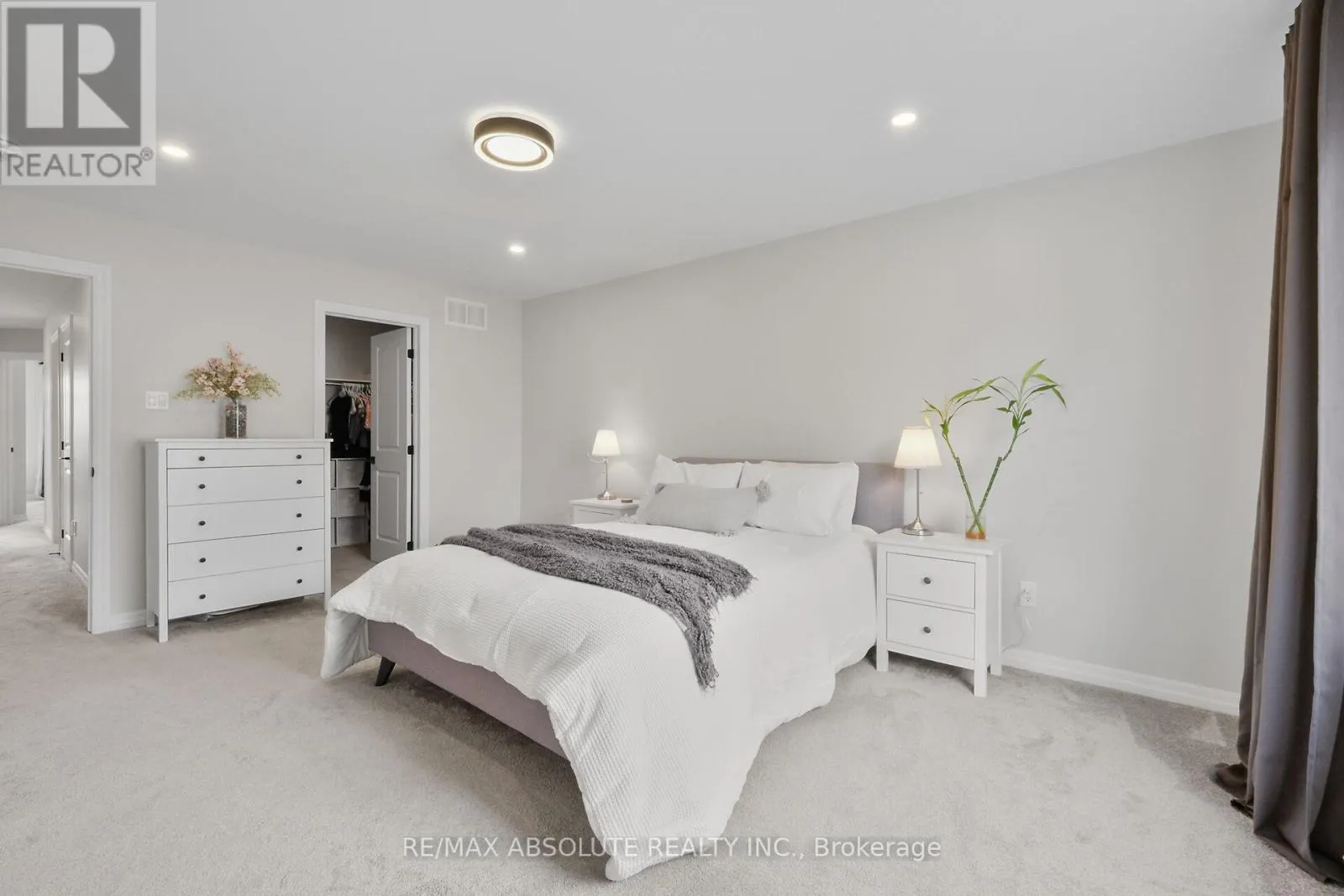 243 OVERBERG WAY