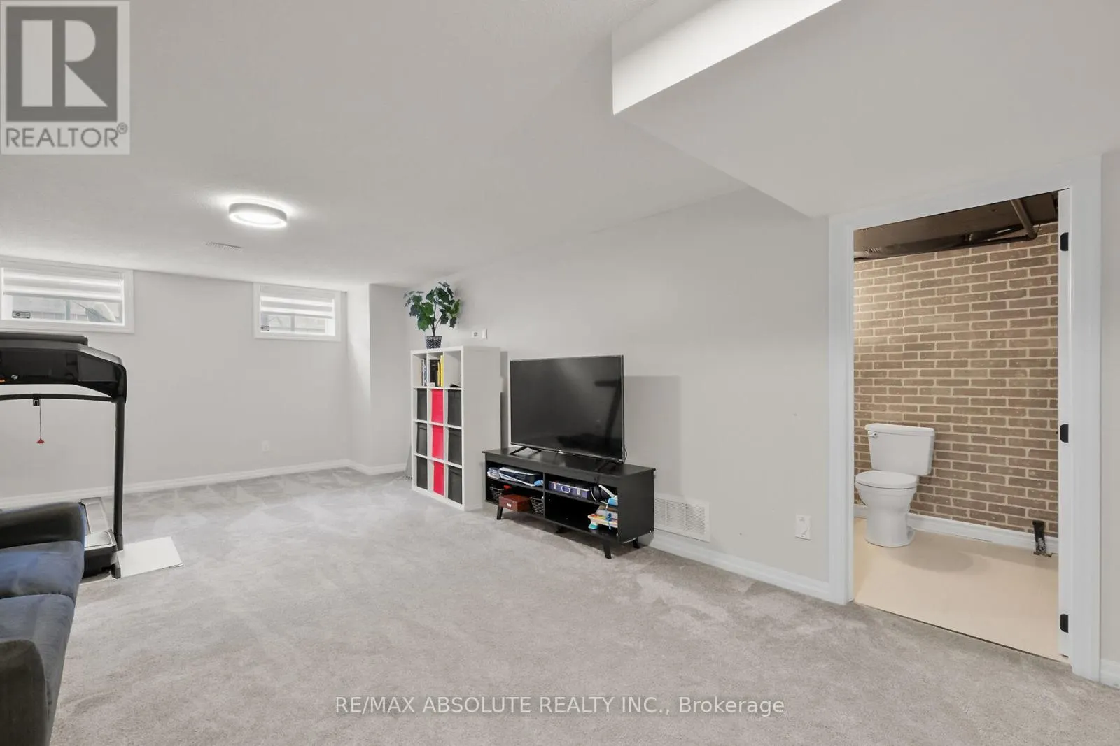 243 OVERBERG WAY