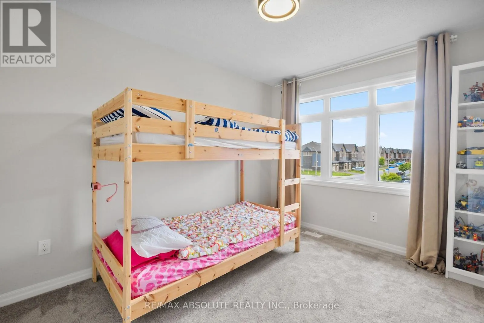 243 OVERBERG WAY