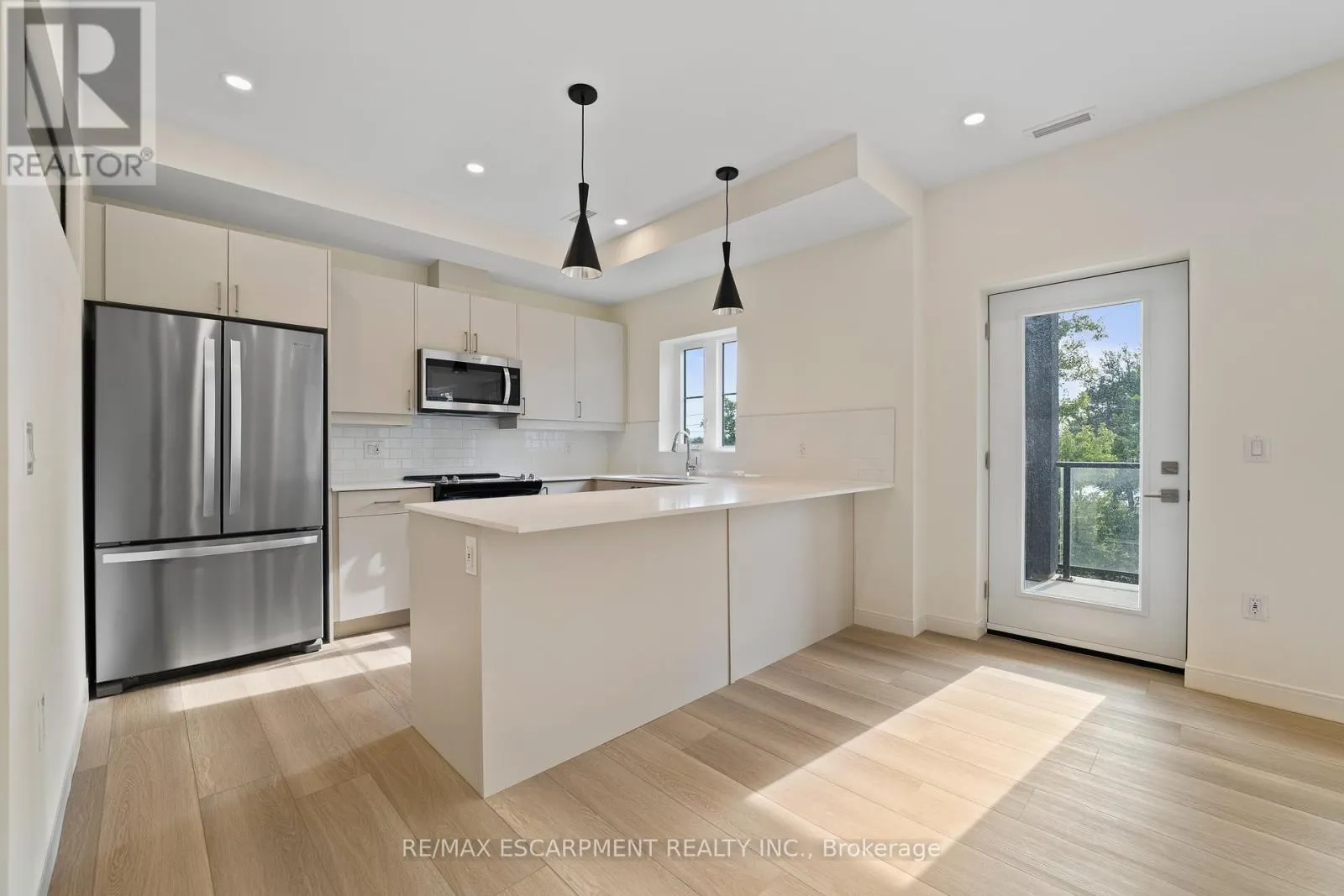 309 - 123 LINCOLN STREET