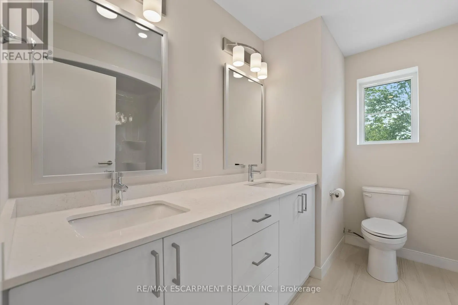 309 - 123 LINCOLN STREET