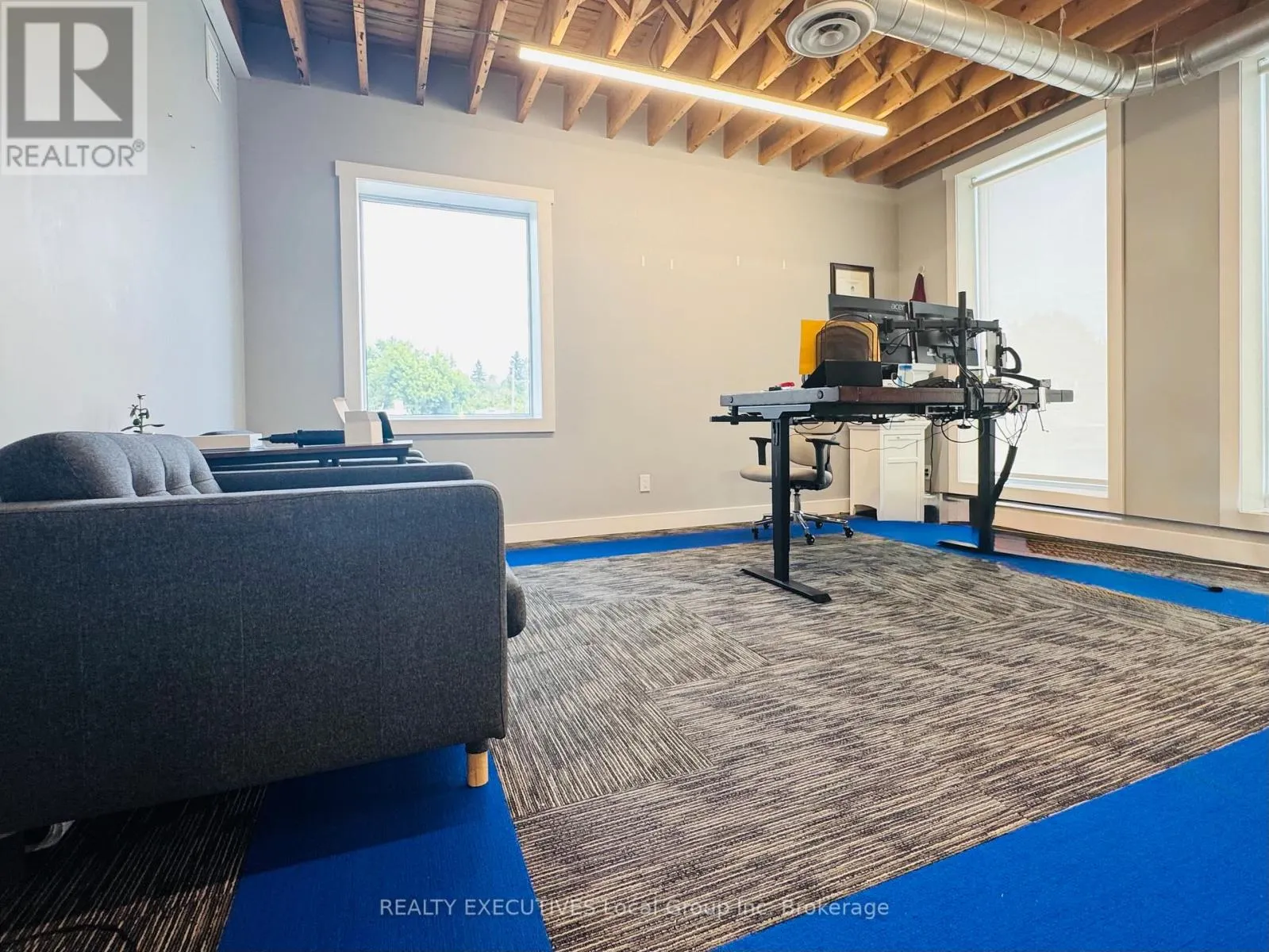 3 - 1630 MAIN STREET W, #3