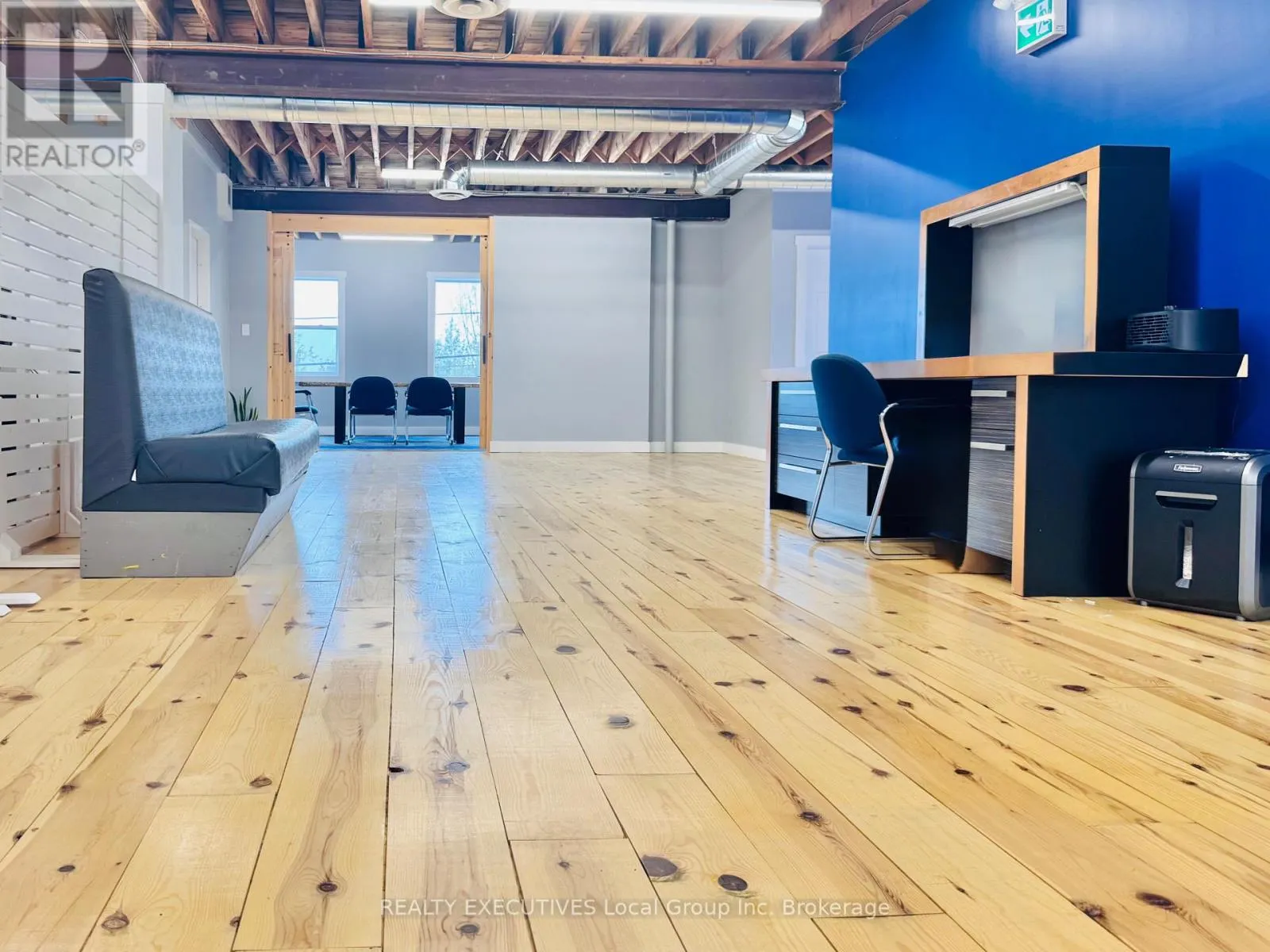 3 - 1630 MAIN STREET W, #3