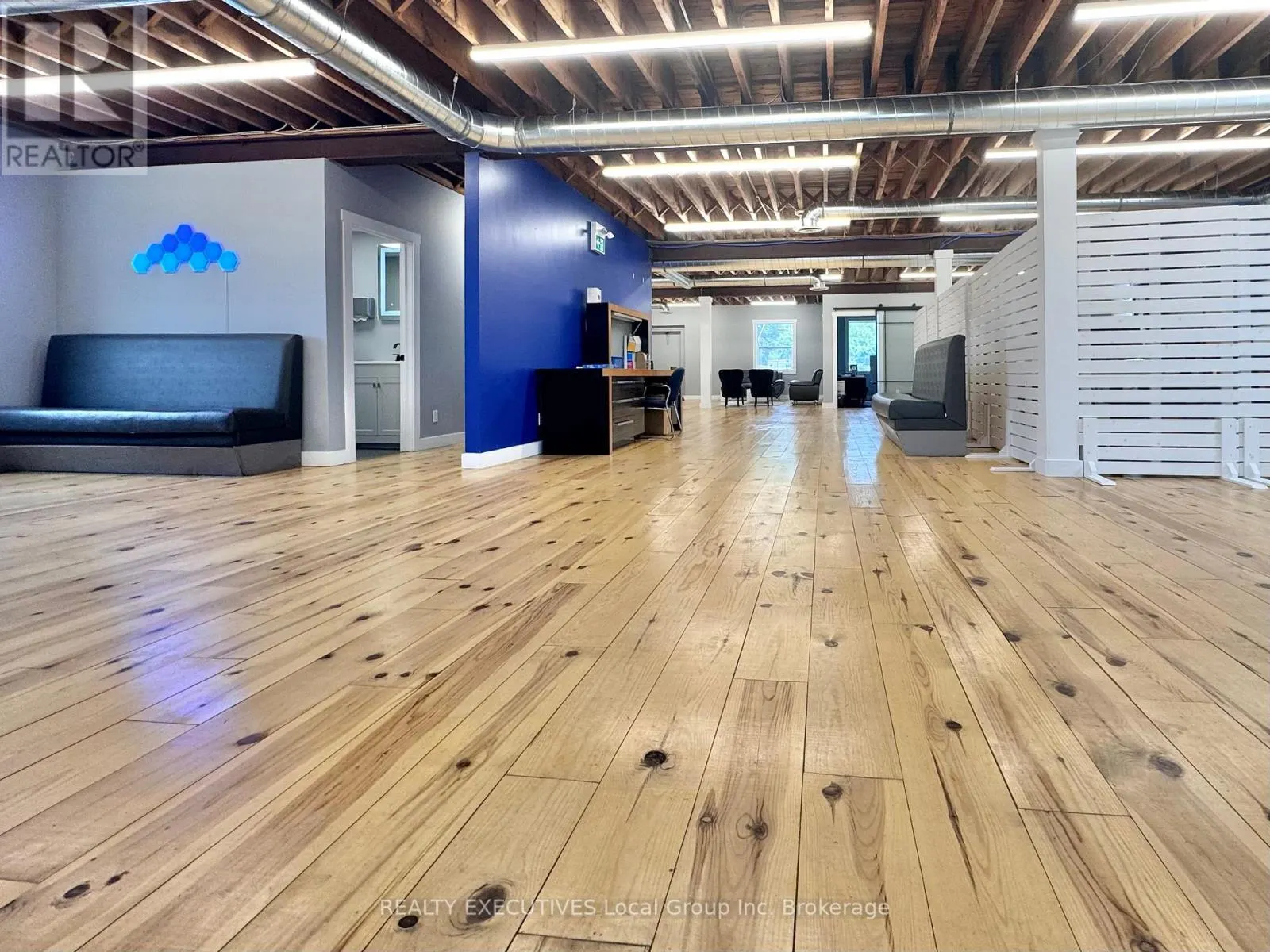 3 - 1630 MAIN STREET W, #3