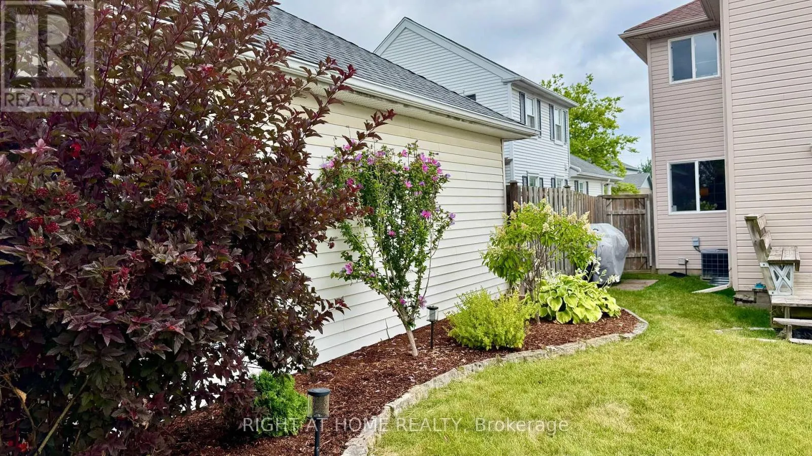 19 WINDFLOWER DRIVE