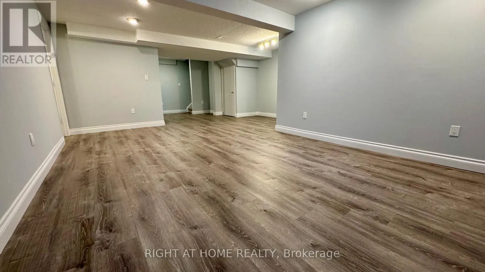 19 WINDFLOWER DRIVE