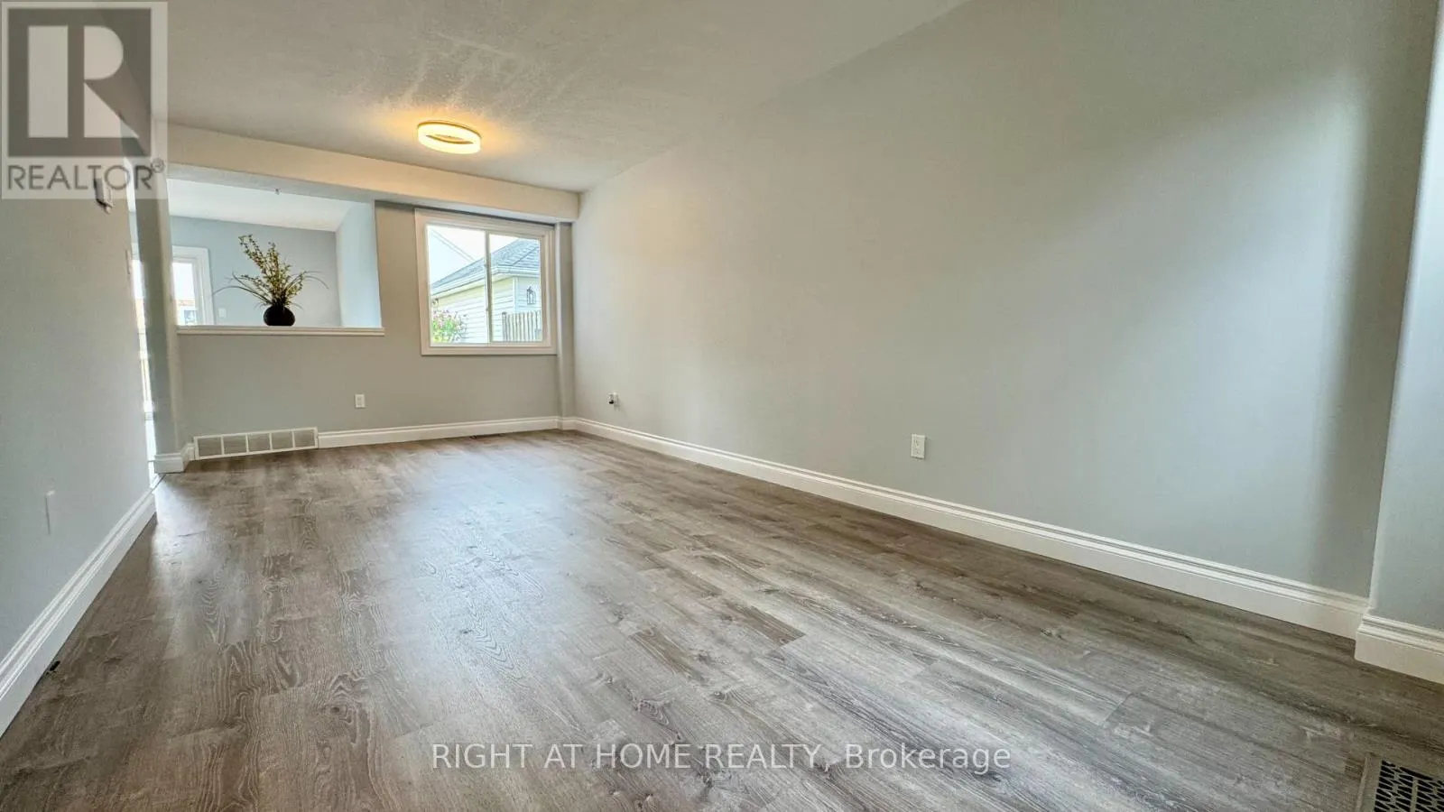 19 WINDFLOWER DRIVE