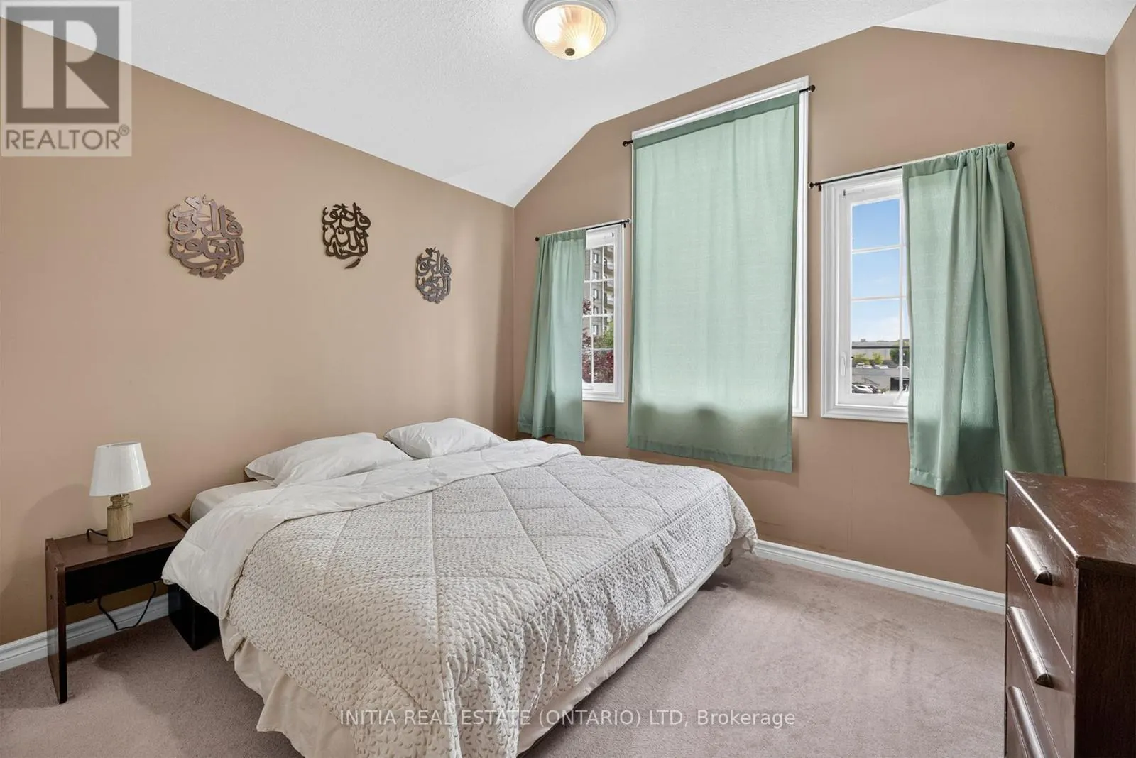 813 CAPULET LANE