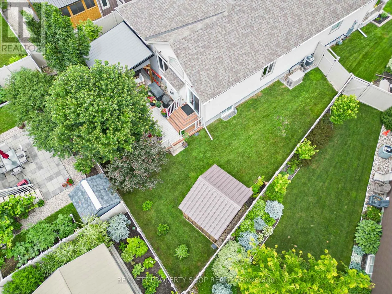123 ELFIN GROVE