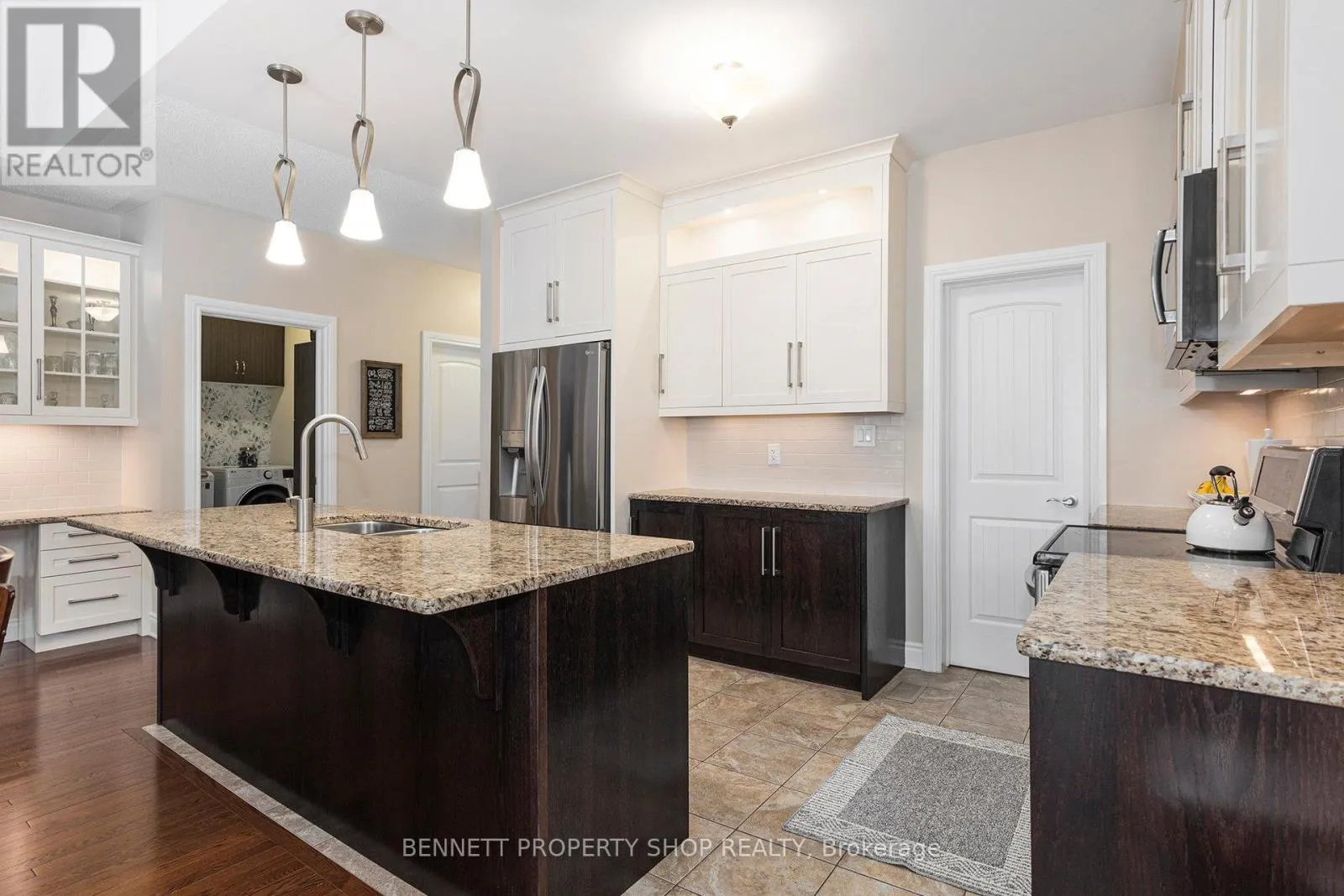 123 ELFIN GROVE