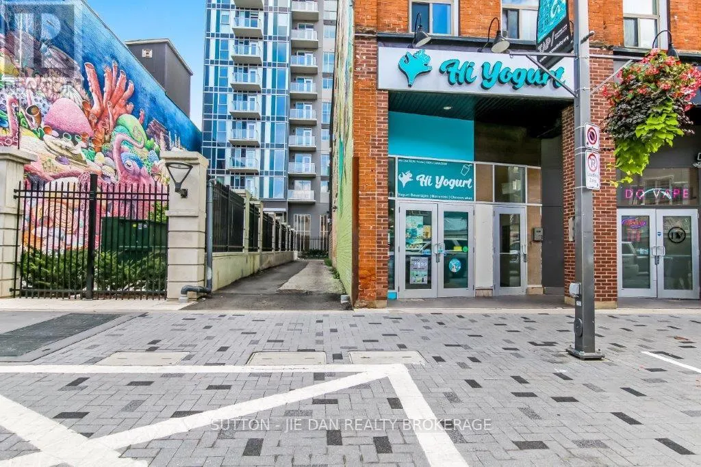 B - 189 DUNDAS STREET, #B