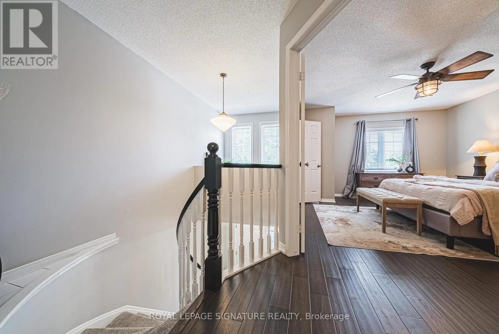 11 - 819 UPPER PARADISE ROAD