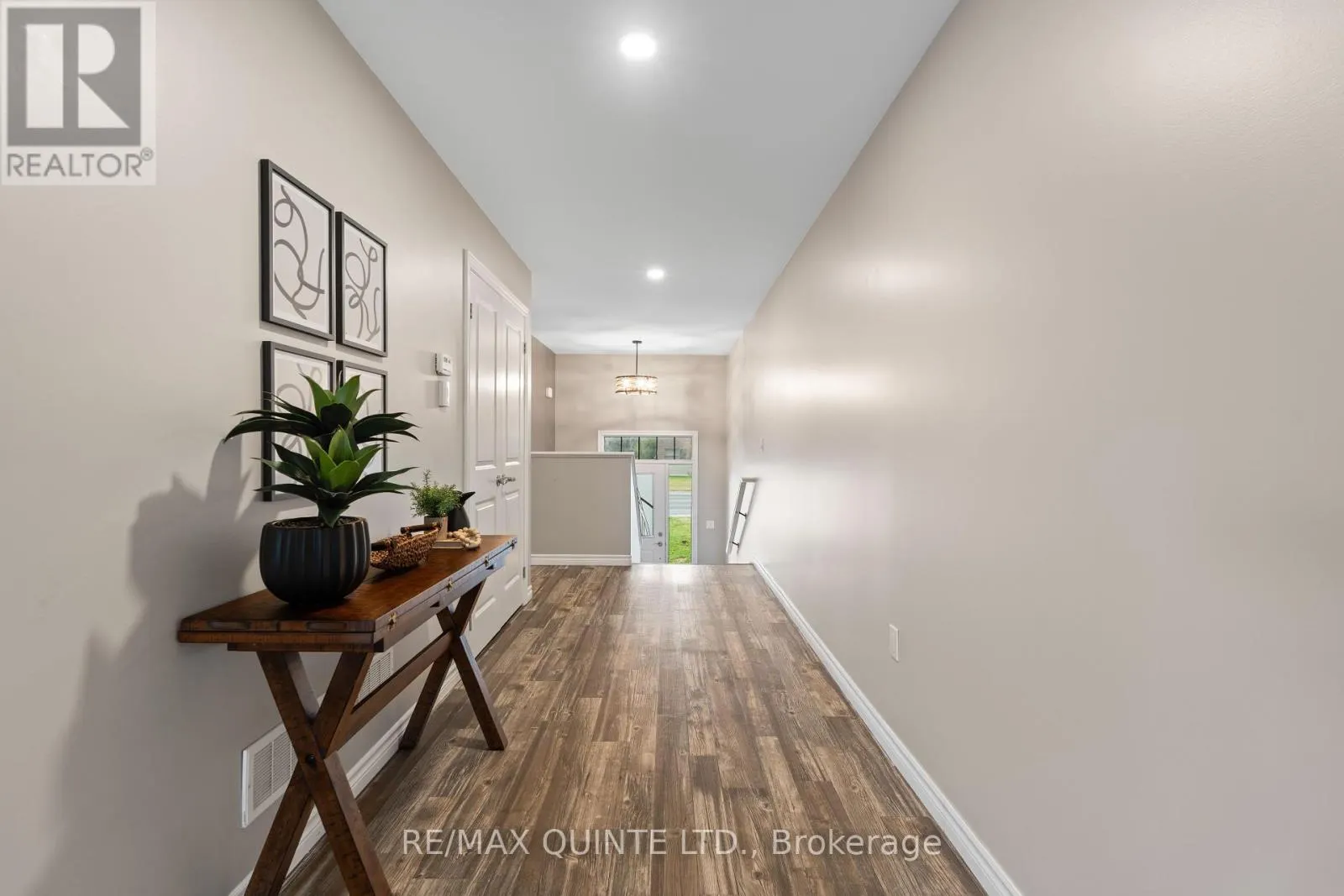 38 CANNIFTON ROAD N
