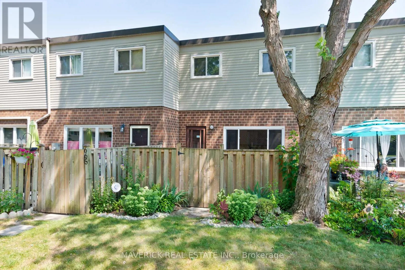 667 GRIFFITH STREET