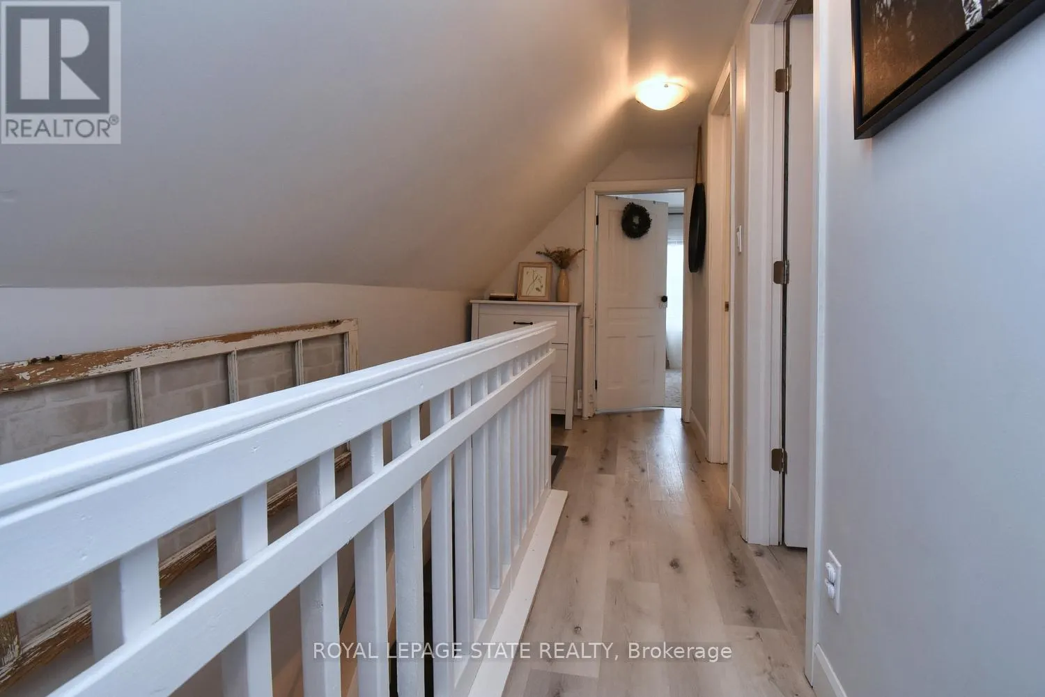 61 CHESTNUT AVENUE