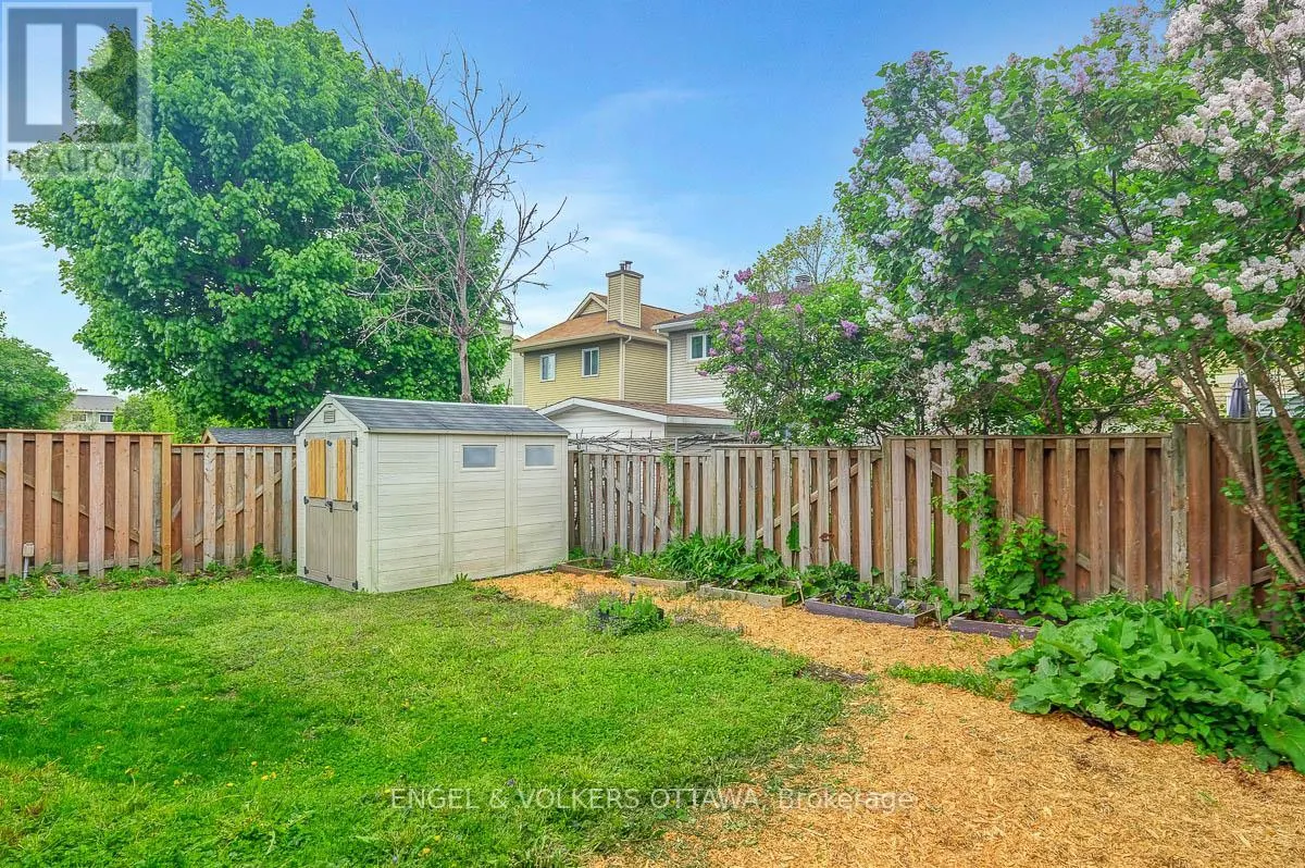 30 SOVEREIGN AVENUE