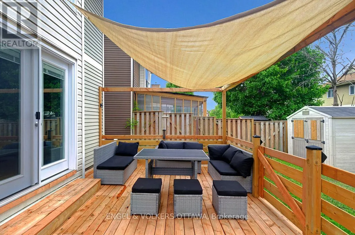 30 SOVEREIGN AVENUE