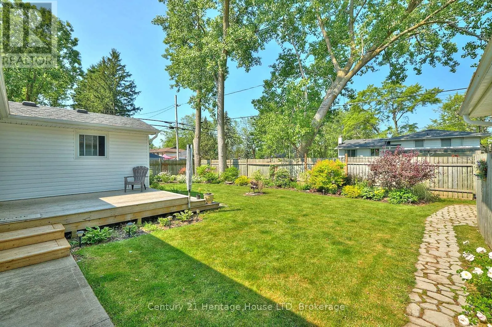 655 FERNDALE AVENUE