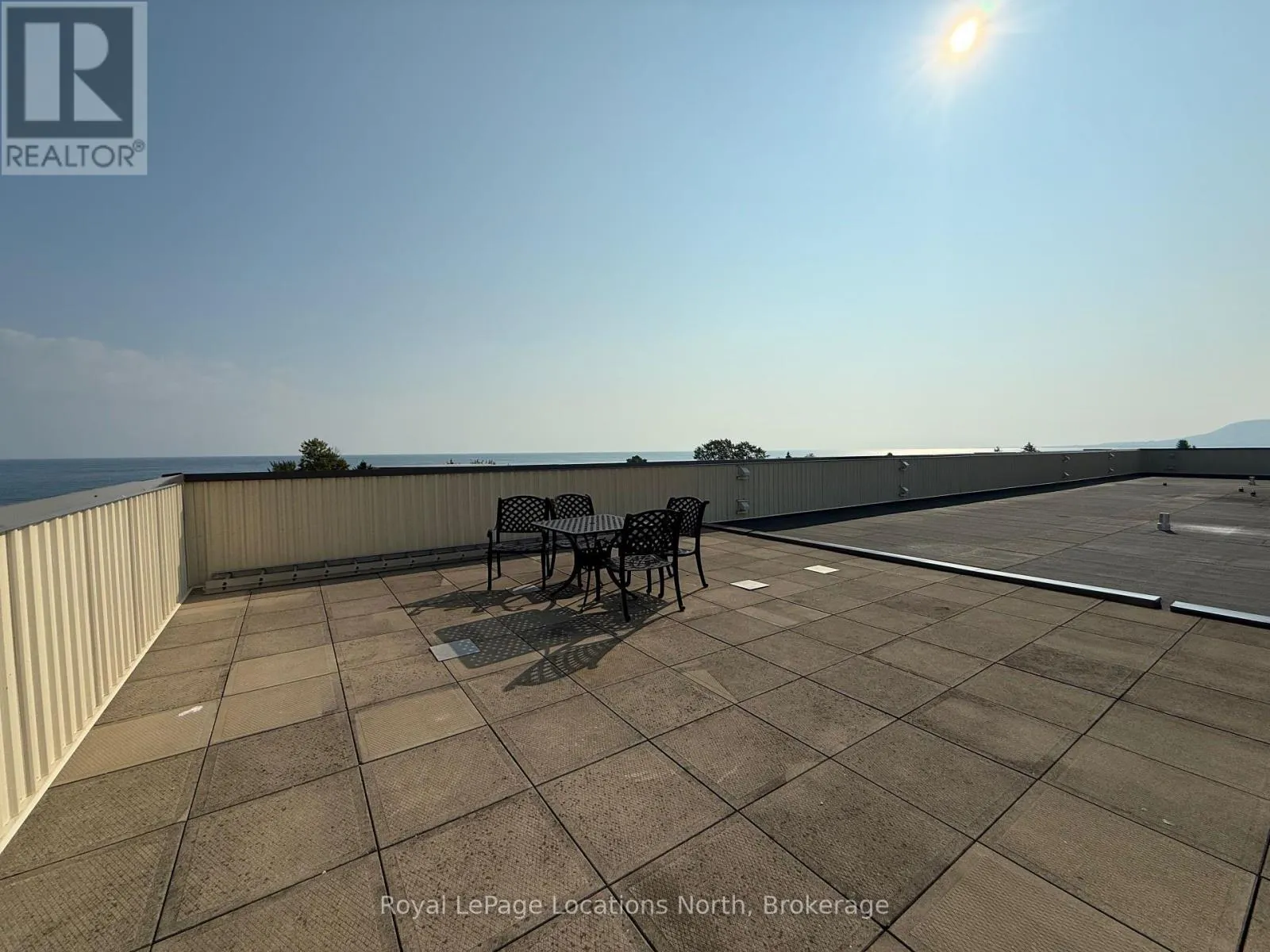 104 - 10 BAY STREET E, #104