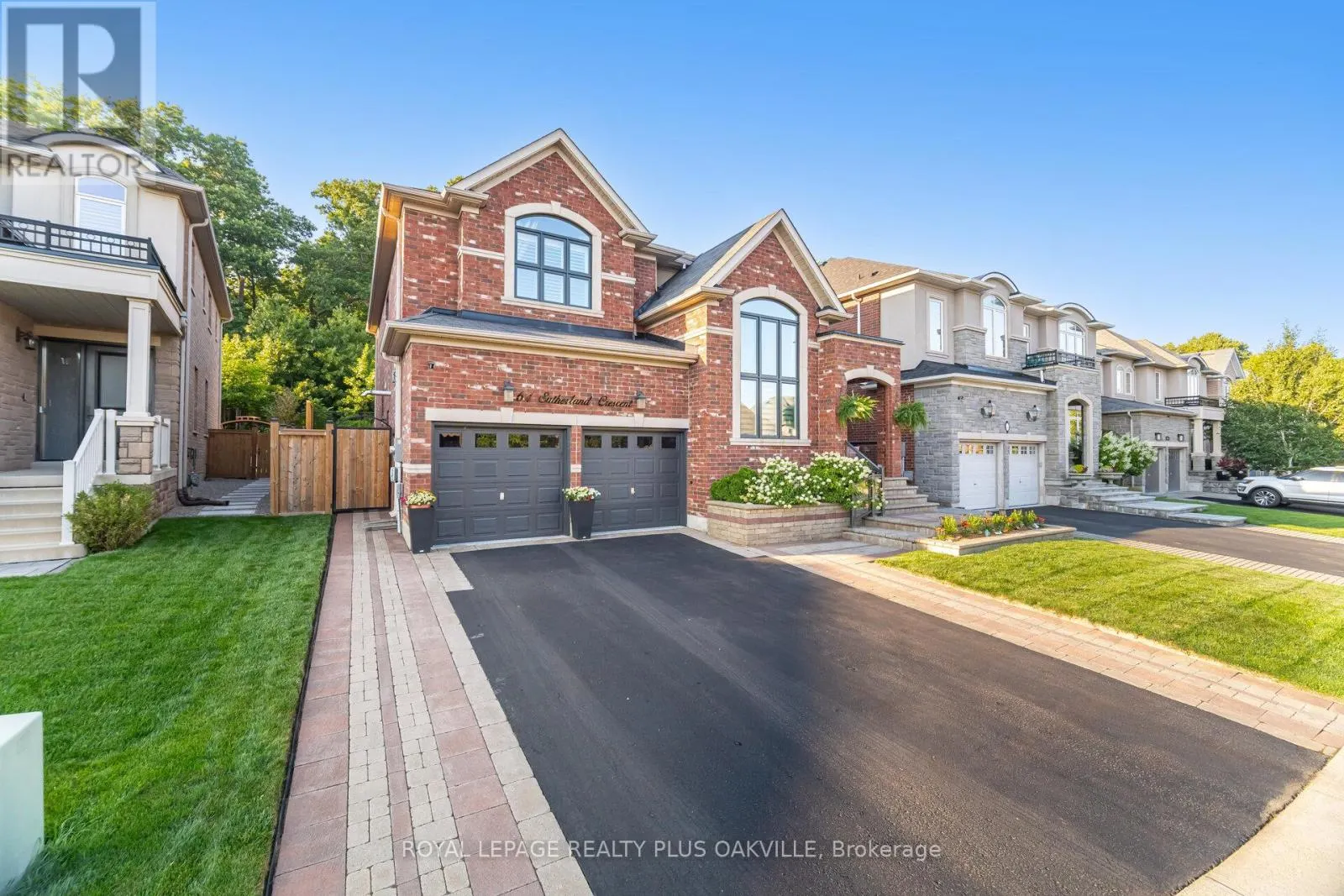 64 SUTHERLAND CRESCENT