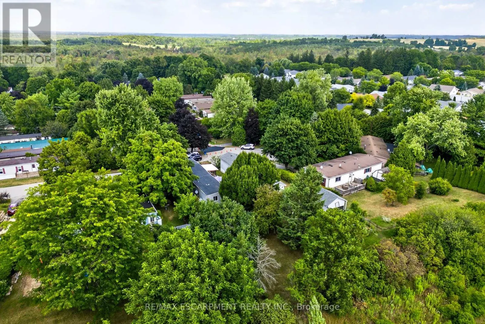 139 MAPLE CRES - 1294 CONCESSION 8 ROAD W