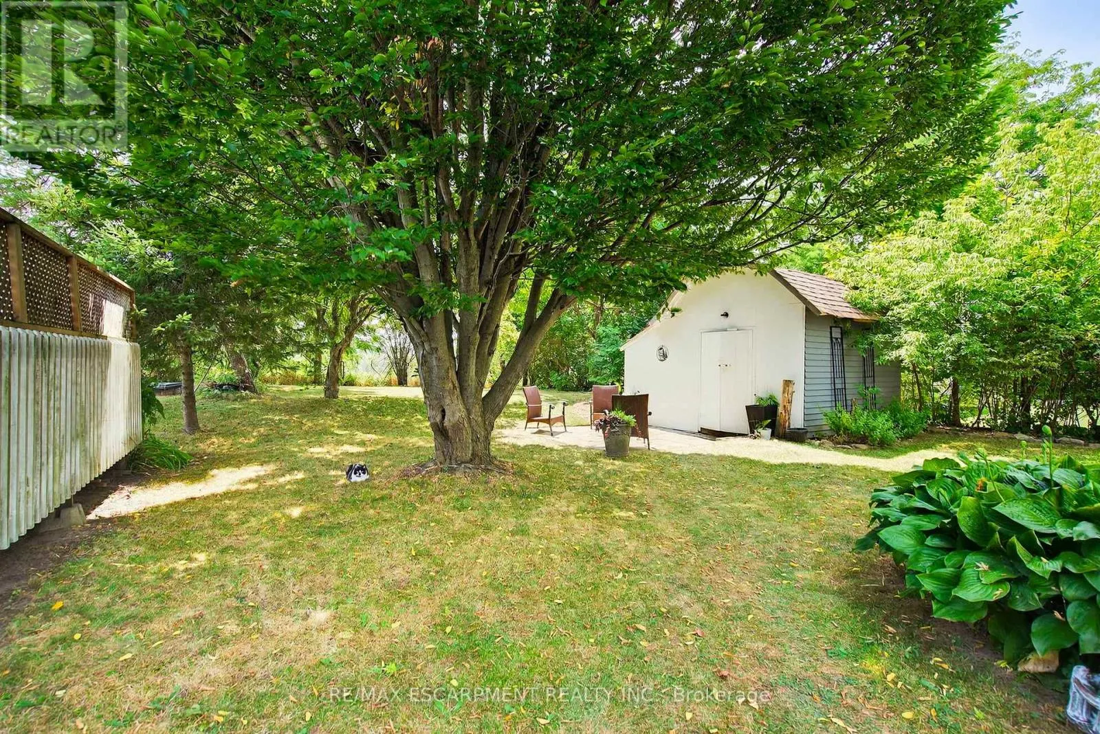 139 MAPLE CRES - 1294 CONCESSION 8 ROAD W
